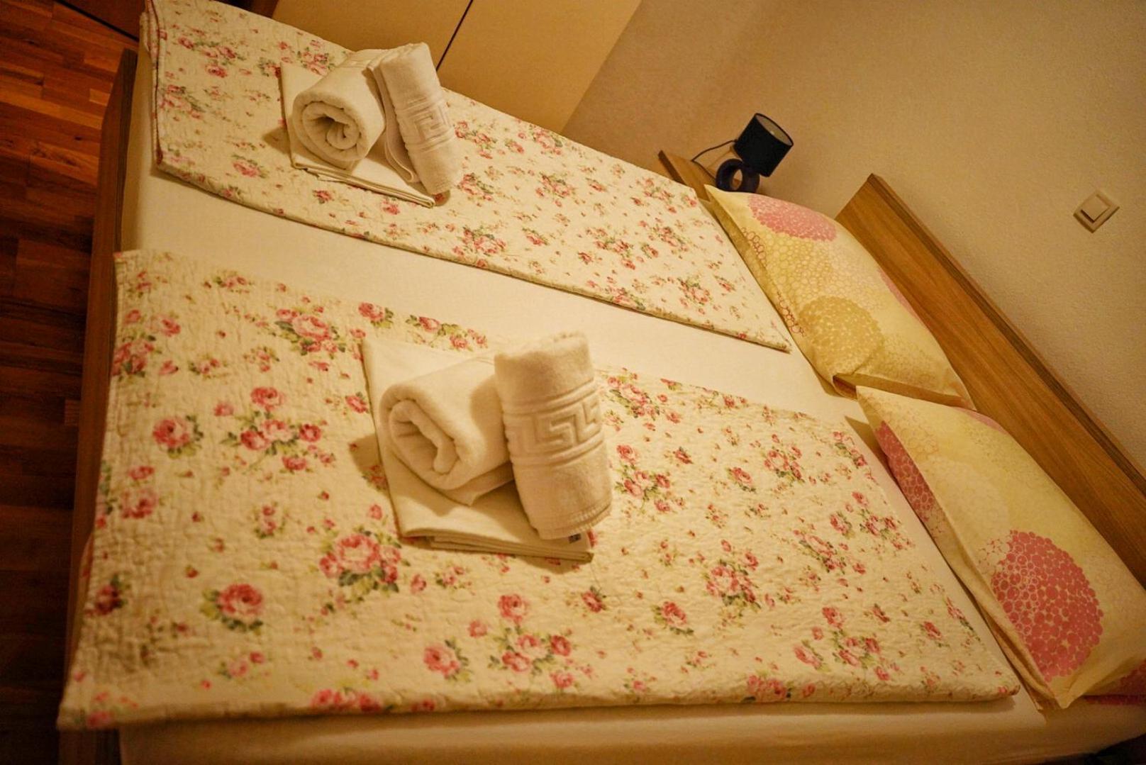 Apartament Jukic Sveti Filip i Jakov Exterior foto